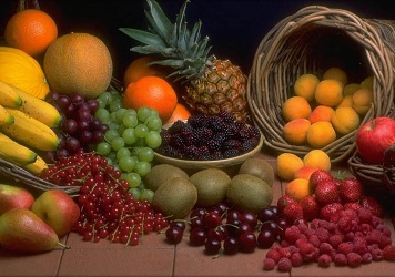 Get Your Fruits Basket Singapore from the Florist Online