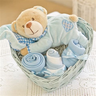 Charming Baby Shower Hamper Ideas