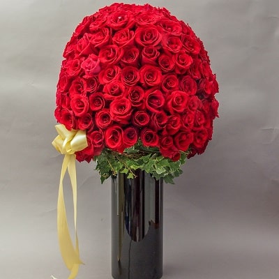101 roses vase bouquet