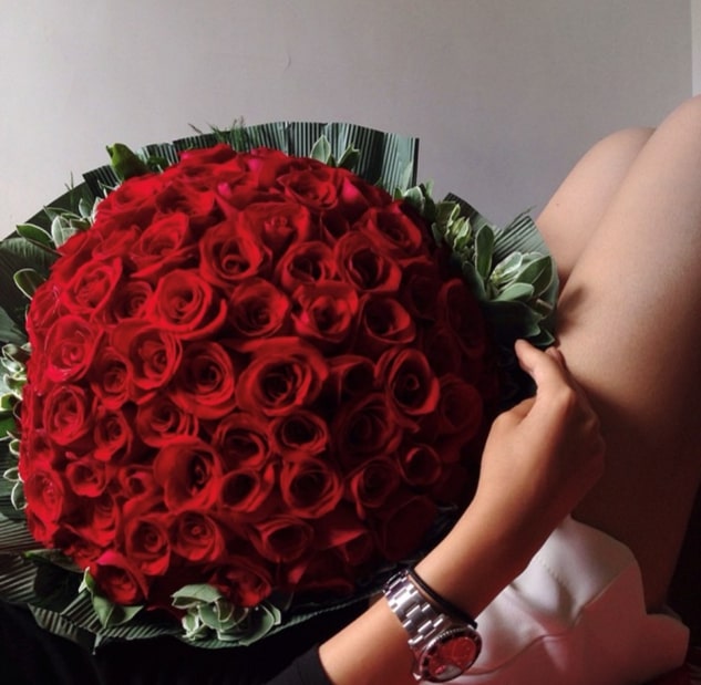 99 premium red rose bouquet