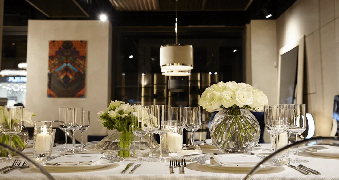 private dinning flowers